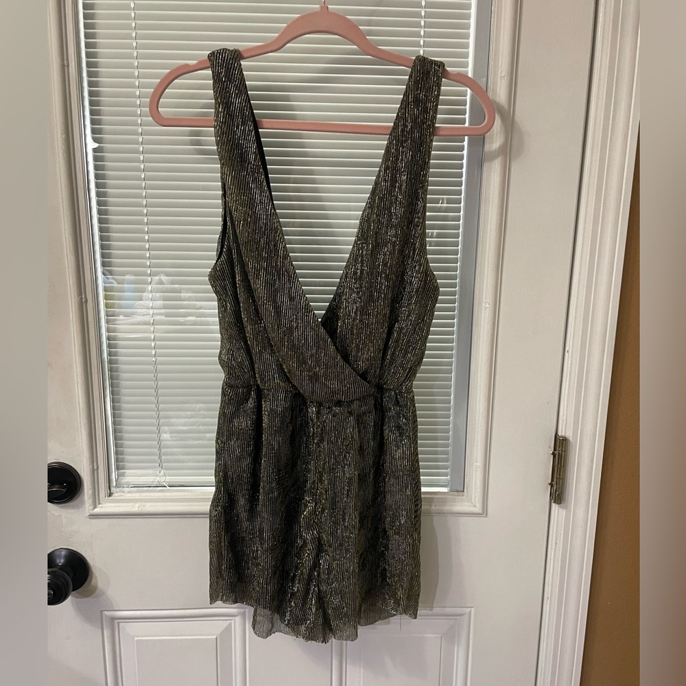 NWT ZARA JUMPSUIT MEDIUM BLACK & METALLIC GOLD